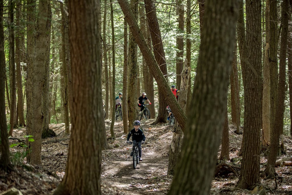 Montebello Mountain Bike | 392 Rue Notre Dame, Montebello, QC J0V 1L0, Canada | Phone: (819) 213-3616