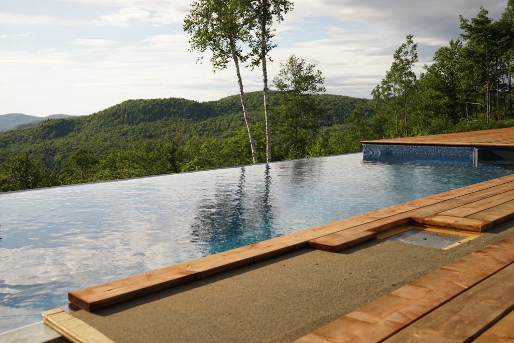 Piscine creusée Rive nord et Montréal. Entreprise CD | 1167 Rue Nationale local c, Terrebonne, QC J6W 6H8, Canada | Phone: (514) 497-9577