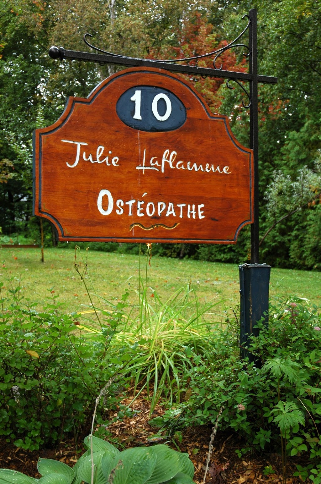 Clinique La Quiétude Julie Laflamme 10 Rue des Hêtres, Sainte