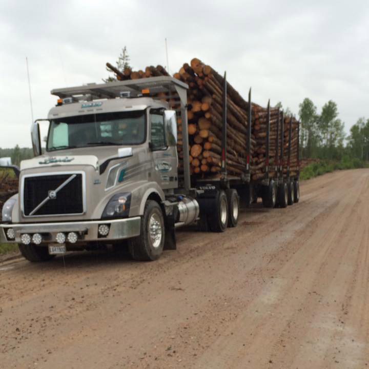 Transport GCinqS | 1334 Rue Principale, Girardville, QC G0W 1R0, Canada | Phone: (418) 637-8225