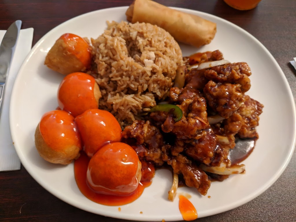 Golden Fortune Restaurant 金福楼 | 189 Herring Cove Rd, Halifax, NS B3P 1K9, Canada | Phone: (902) 454-2888