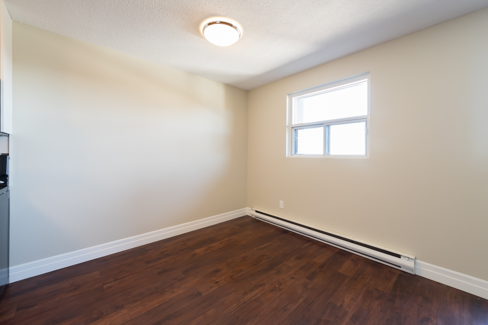 8 Wilsonview Apartments | 8 Wilsonview Ave, Guelph, ON N1G 1V4, Canada | Phone: (226) 780-1032