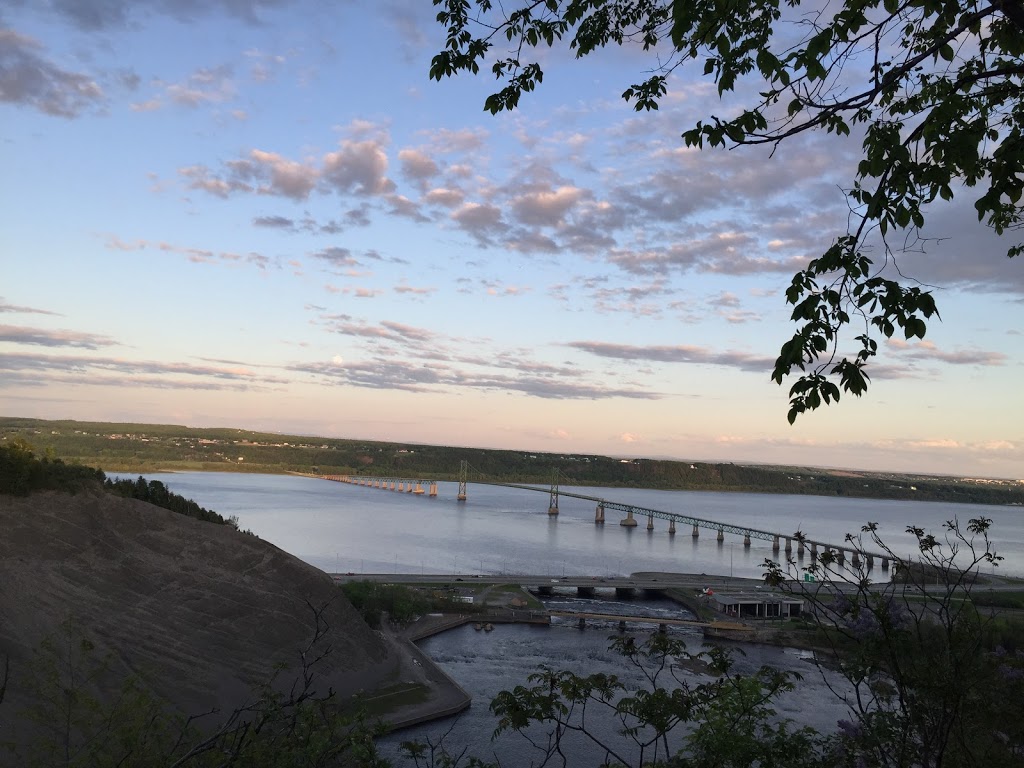 Le Truck de lÎle | 6985 Chemin Royal, Saint-Laurent-de-lÎle-dOrléans, QC G0A 3Z0, Canada | Phone: (418) 991-0578