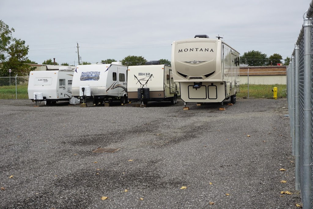 Tilbury Mini Storage | 20 Superior St, Tilbury, ON N0P 2L0, Canada | Phone: (519) 682-1288