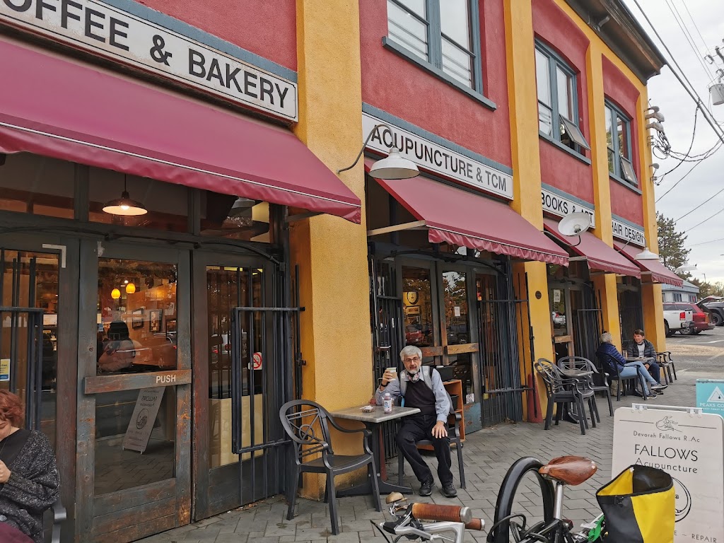 Duncan Garage Café & Bakery | 330 Duncan St, Duncan, BC V9L 3W4, Canada | Phone: (250) 748-6223