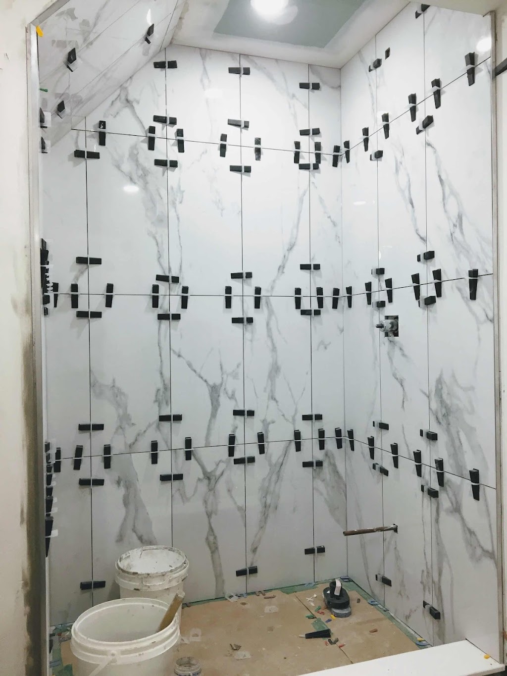 Chekmak service-tile setter | 362 The East Mall, Etobicoke, ON M9B 6C4, Canada | Phone: (416) 543-3735