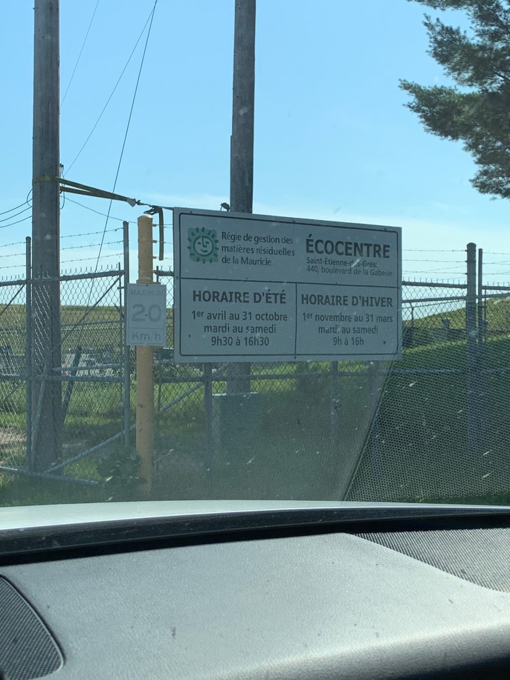 Énercycle (centre administratif) | 400 Boulevard de la Gabelle, Saint-Étienne-des-Grès, QC G0X 2P0, Canada | Phone: (819) 373-3130