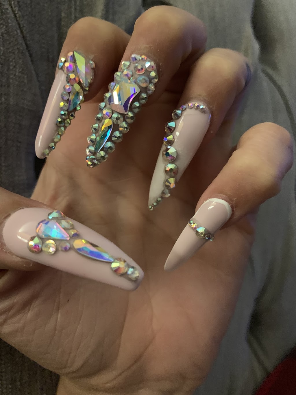 Akrilix Nails & Spa | 1355 Kingston Rd, Pickering, ON L1V 1B8, Canada | Phone: (905) 839-2100