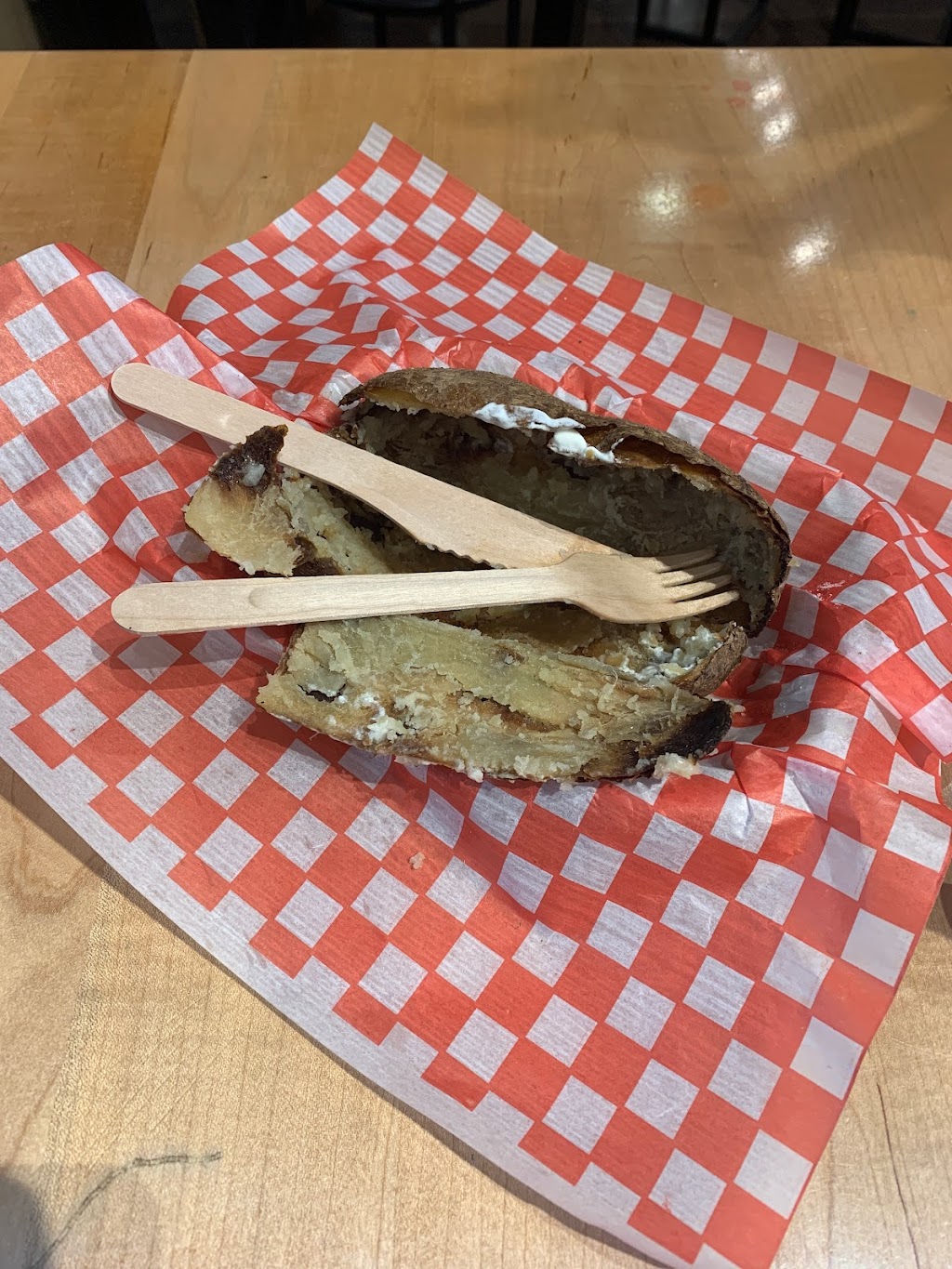 Dals Potato Bar | 6 Prince St, Charlottetown, PE C1A 4P5, Canada | Phone: (902) 393-6593