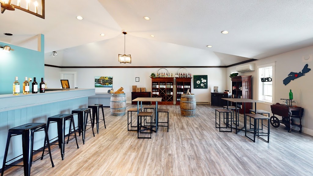 Sainte-Famille Wines Ltd | 11 Dudley Park Ln, Falmouth, NS B0P 1L0, Canada | Phone: (800) 565-0993