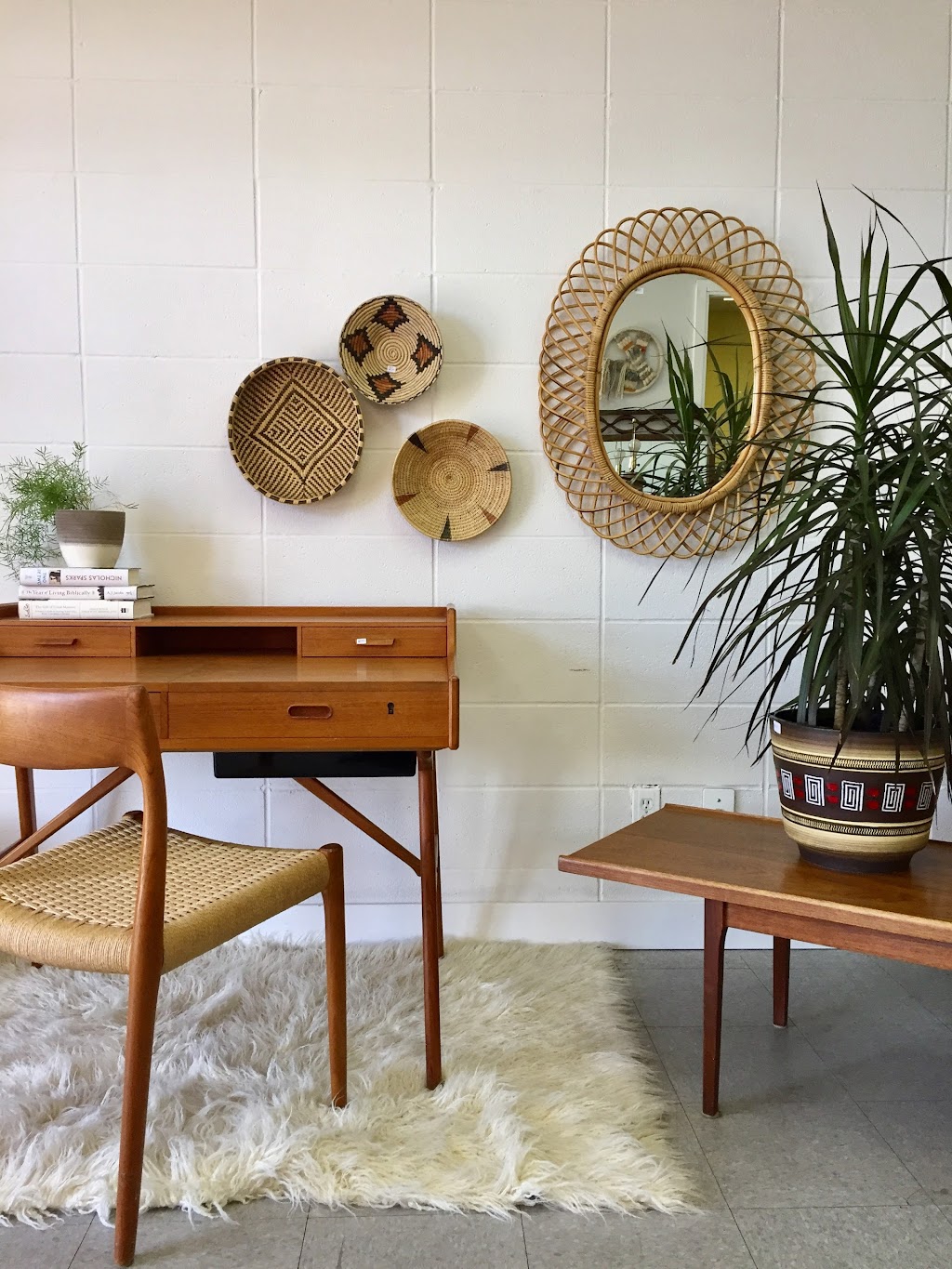 Reclaim Vintage | 5510 3 St SE #8, Calgary, AB T2H 1J9, Canada | Phone: (403) 465-2235