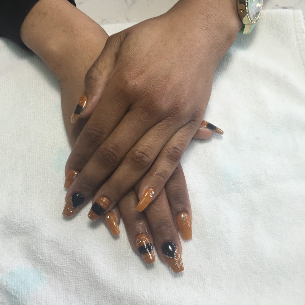 Aqqua Salon & Spa | 1250 S Service Rd #77b, Mississauga, ON L5E 1V4, Canada | Phone: (905) 486-1988