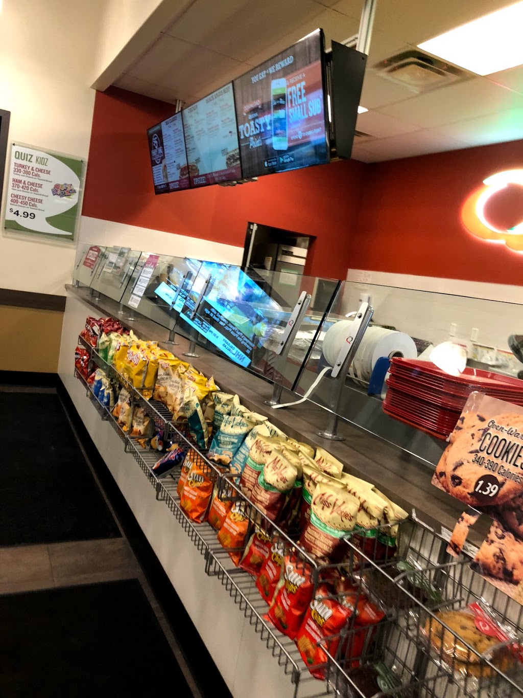 Quiznos | 223 North Service Rd W Bldg A, Oakville, ON L6M 3R2, Canada | Phone: (905) 842-3456
