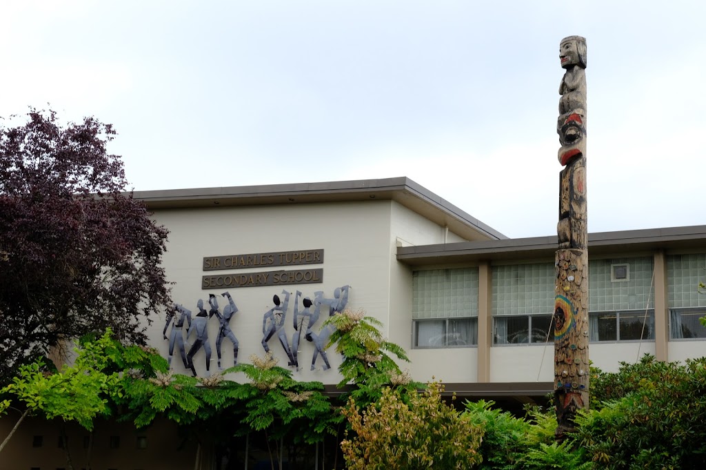 Sir Charles Tupper Secondary School | 419 E 24th Ave, Vancouver, BC V5V 2A2, Canada | Phone: (604) 713-8233