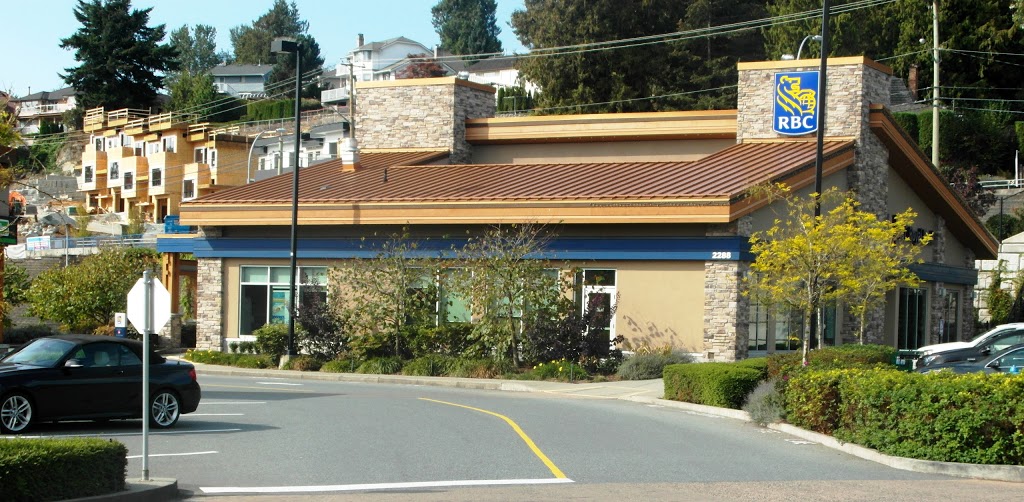 RBC Royal Bank | 2288 Whatcom Rd, Abbotsford, BC V3G 0C1, Canada | Phone: (604) 755-1095