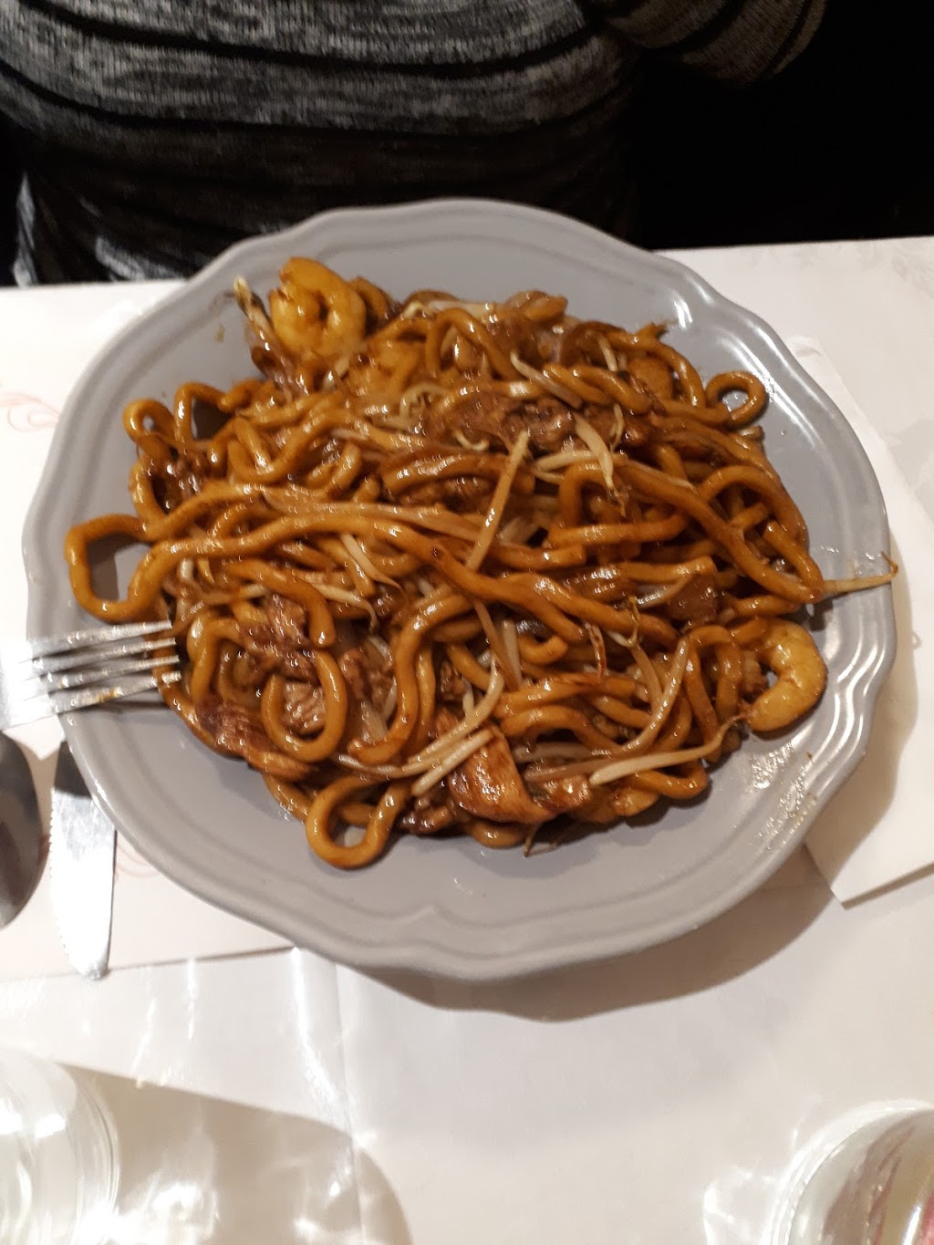 Restaurant Chef Lau | 490 Rue Saint-Jean, Maple Grove, QC J6N 1R9, Canada | Phone: (450) 429-6449