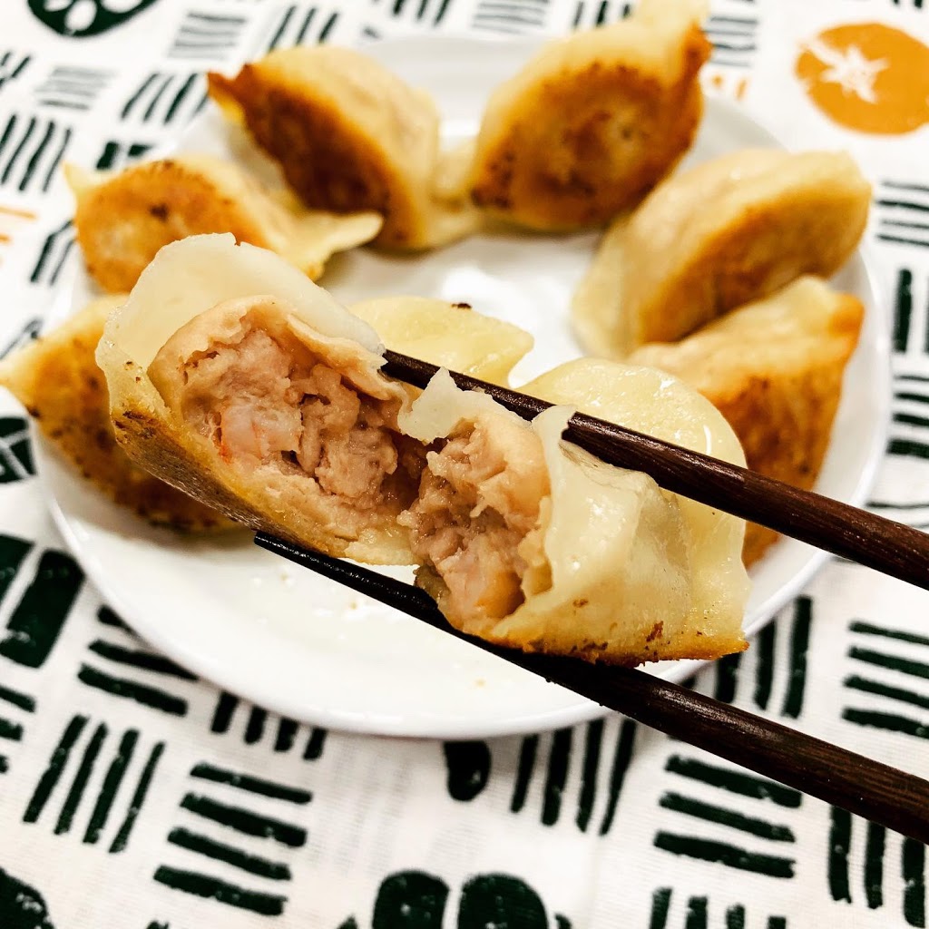 Dijon Dumpling Factory Ltd. | Canada, British Columbia, Richmond, Hammersmith Way, Unit 127邮政编码: V7A 5E2 | Phone: (778) 893-8286
