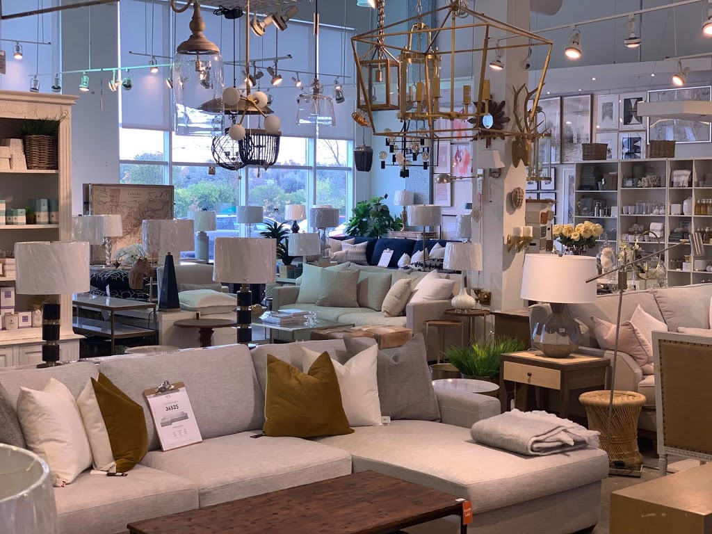 boutique cassine | 245p, Boul Saint-Jean, Pointe-Claire, QC H9R 3J1, Canada | Phone: (514) 695-6003
