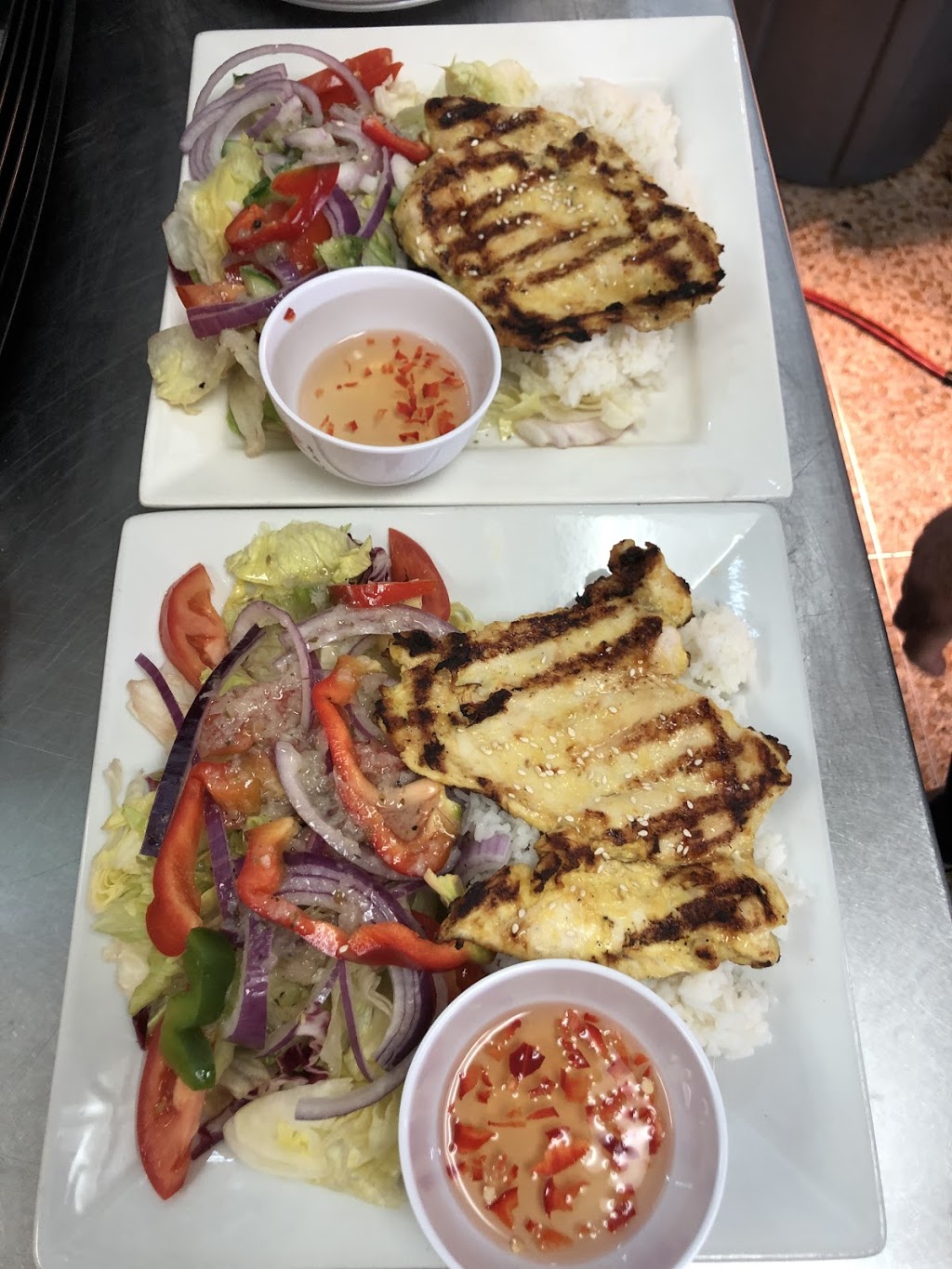 Ba Cat | 10607 Boulevard Pie-IX, Montréal-Nord, QC H1H 5W5, Canada | Phone: (514) 564-7171