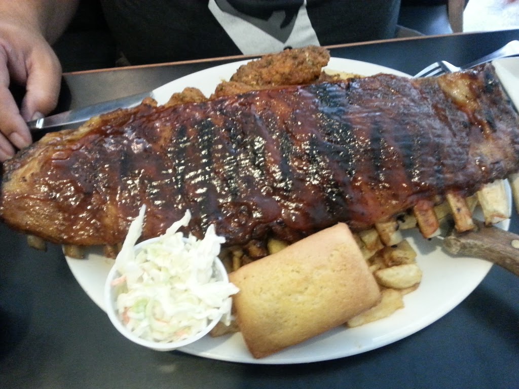 Sammys Rec Room | 10 Mt Pleasant St, Brantford, ON N3T 1S5, Canada | Phone: (519) 720-0000