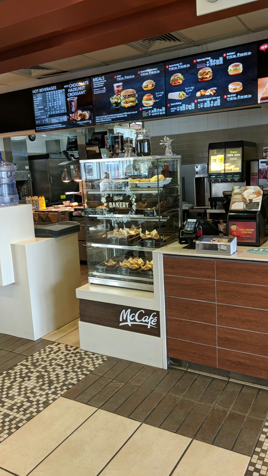 McDonalds | 670 King St E, Gananoque, ON K7G 1H3, Canada | Phone: (613) 382-4466