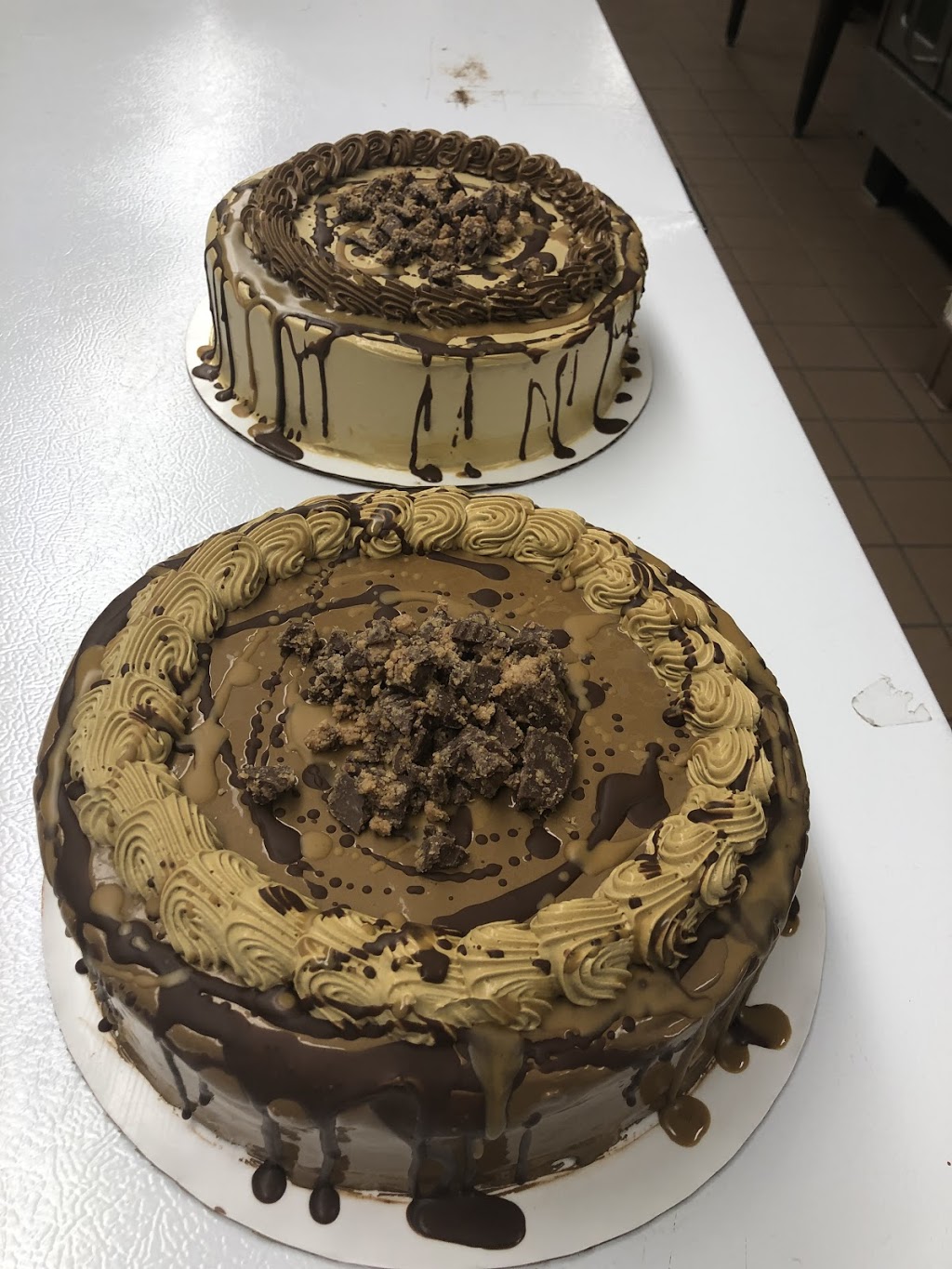 Adrians Custard and Beef | 2352 Grand Island Blvd, Grand Island, NY 14072, USA | Phone: (716) 773-9242