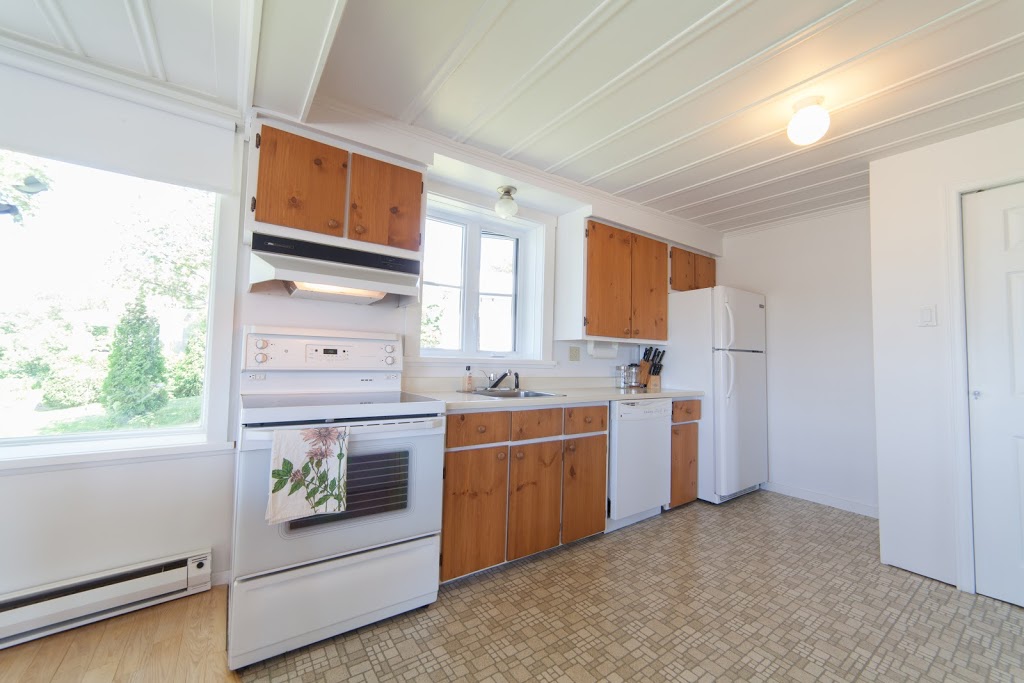 Villa Du Phare | 16 Chemin de la Vieille Église, Lotbinière, QC G0S 1S0, Canada | Phone: (418) 922-6222