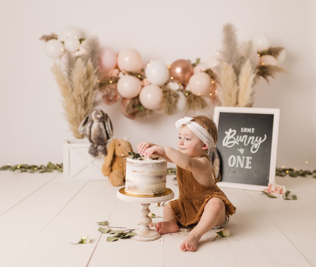 Eternelle Photography | 5548 Chinook St, Chilliwack, BC V2R 0T3, Canada | Phone: (778) 826-0269
