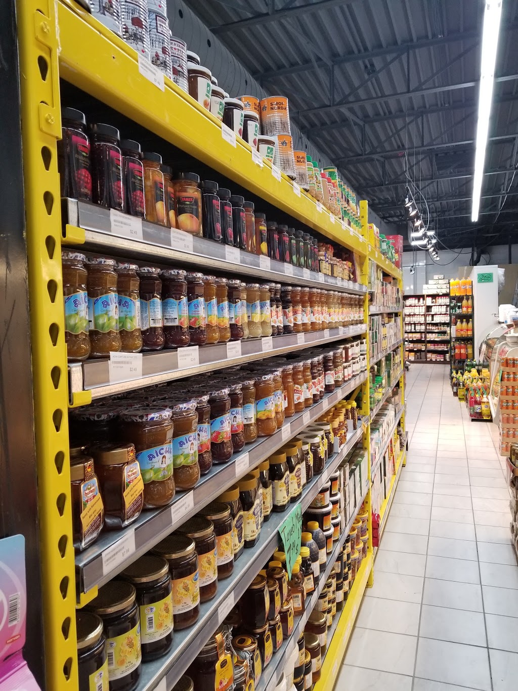 Marché Kohinoor | 4460 Rue Jean-Talon Est, Saint-Léonard, QC H1S 1K1, Canada | Phone: (438) 558-1411