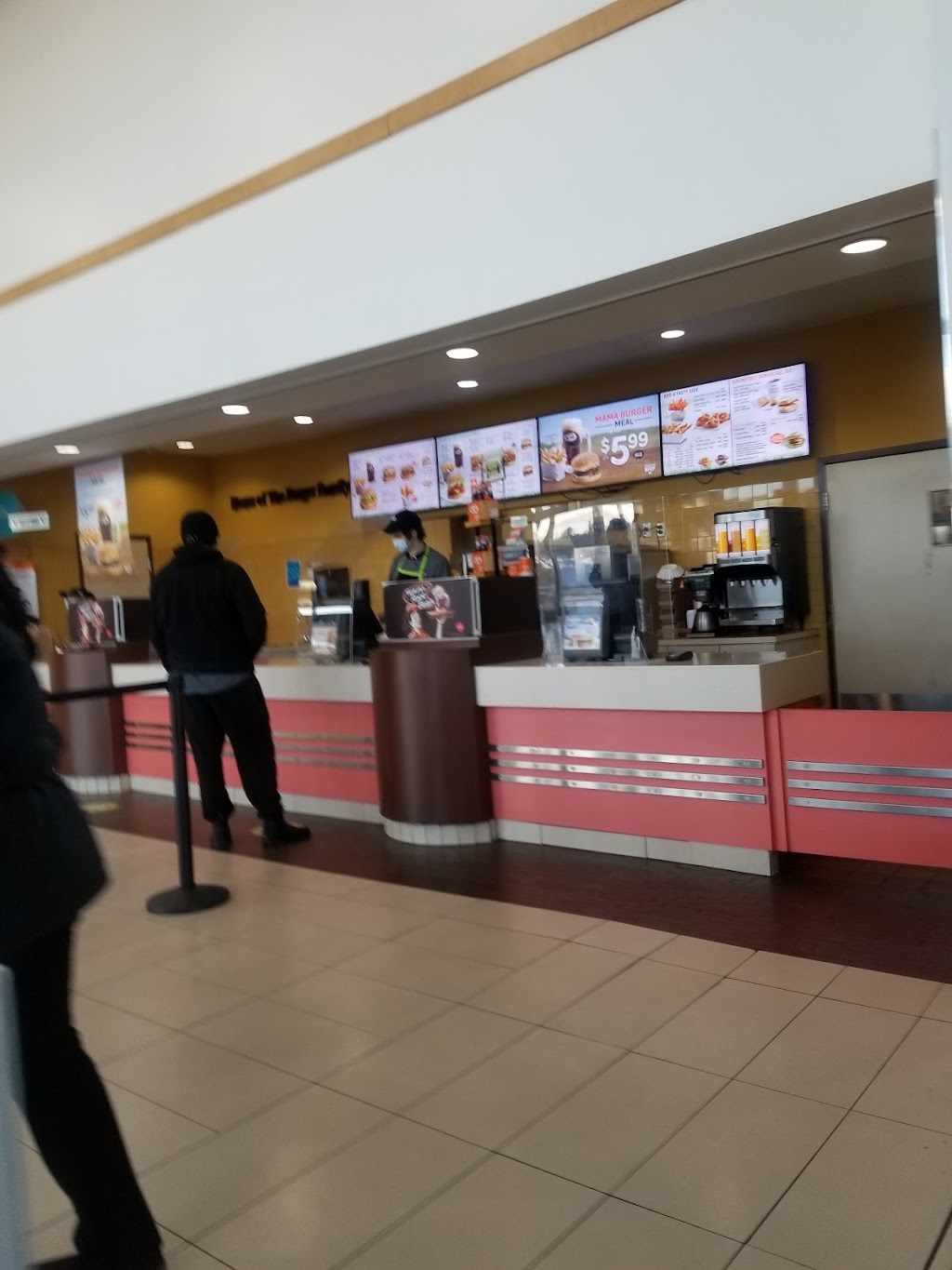 A&W Canada | ONroute Trenton, Highway 401 Eastbo, Trenton, ON K0K 1H0, Canada | Phone: (613) 394-5815
