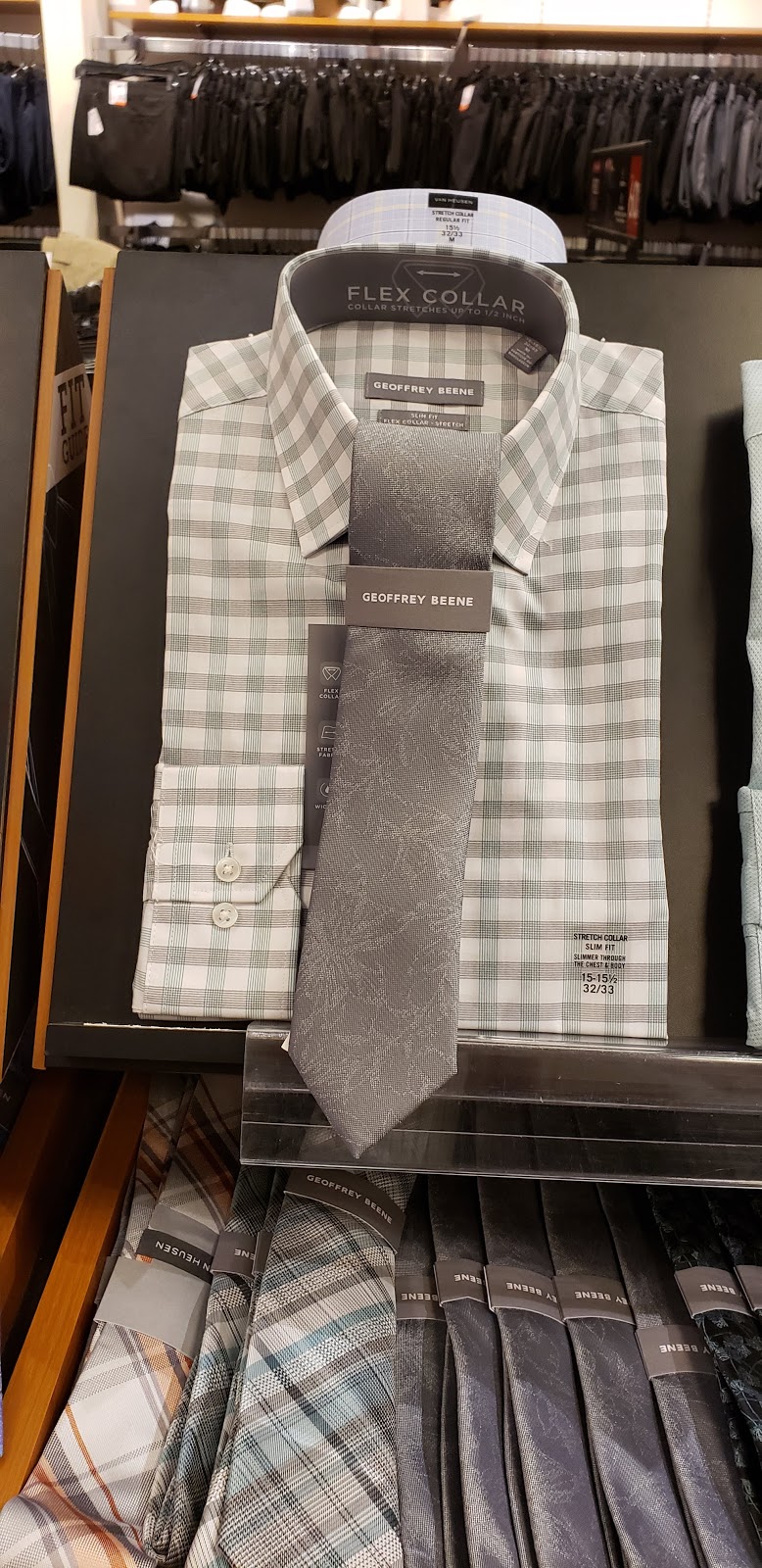 Van Heusen | 775 Britannia Rd W, Mississauga, ON L5V 2Y1, Canada | Phone: (905) 826-4991