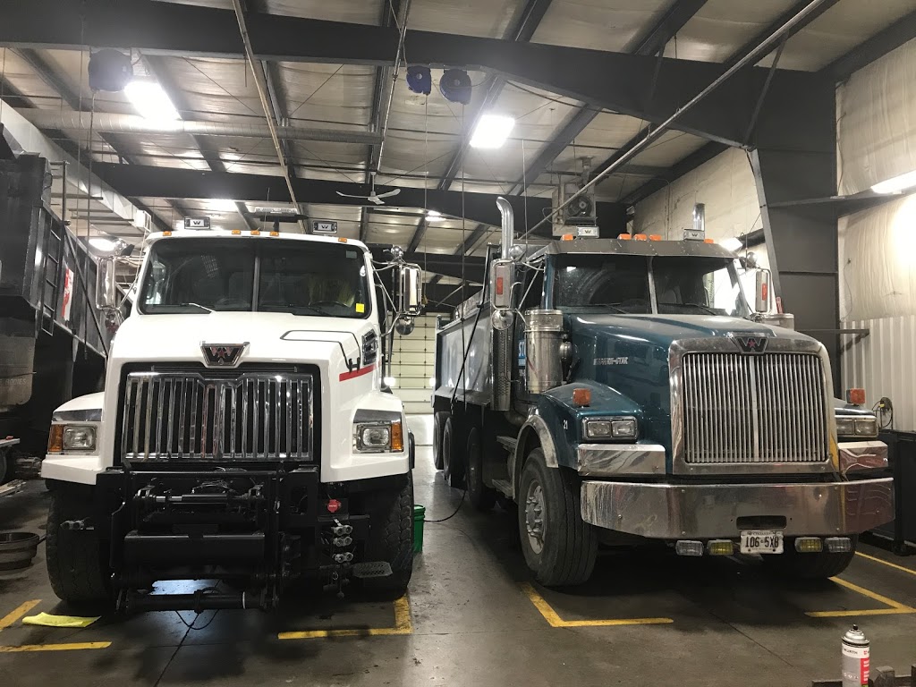 Highway Western Star | 1021 Industrial Rd, Ayr, ON N0B 1E0, Canada | Phone: (519) 740-2405