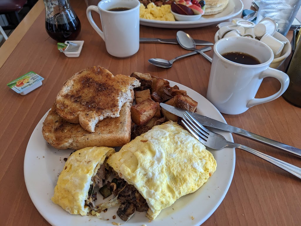 Ladys Slipper Cafe | 500 Rue Main, Montague, PE C0A 1R0, Canada | Phone: (902) 838-7088