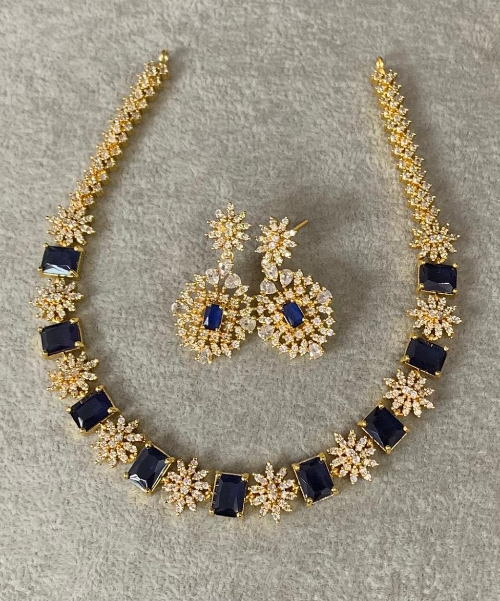 DH Boutique | Brandon Gate Park, 7405 Goreway Dr Unit.no 101, Mississauga, ON L4T 0A3, Canada | Phone: (416) 953-5568