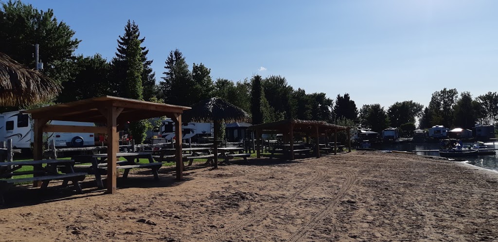 Camping les Jardins DEau | 696 Chemin du Ruisseau-Barré, Marieville, QC J3M 1P2, Canada | Phone: (514) 826-2351