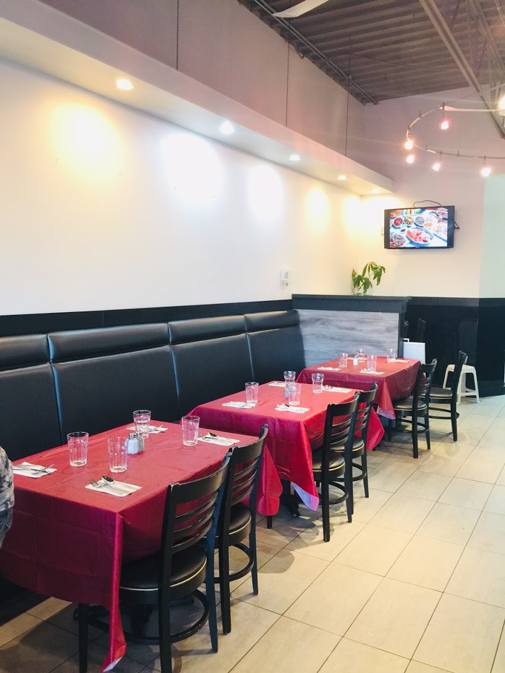 DOON express indian cuisine | 5176 Ladner Trunk Rd, Delta, BC V4K 5B6, Canada | Phone: (604) 946-2828