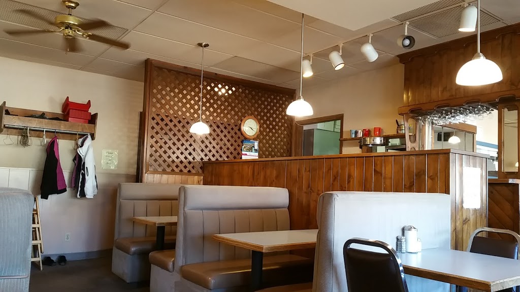 Lumsden Valley Restaurant | 320 James St N, Lumsden, SK S0G 3C0, Canada | Phone: (306) 731-3126