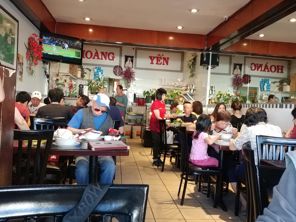 Bun Cha Ca Hoang Yen | 5083 Victoria Dr, Vancouver, BC V5P 3T9, Canada | Phone: (604) 321-2711