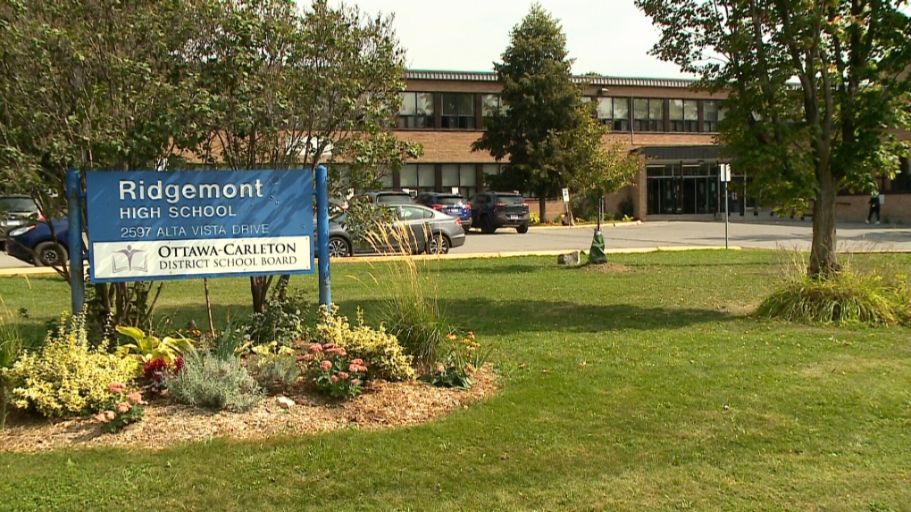 Ridgemont High School | school | 2597 Alta Vista Dr, Ottawa, ON K1V 7T3, Canada | 6137334860 OR +1 613-733-4860