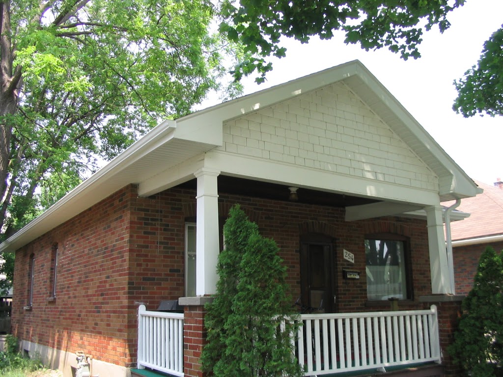 Darryl Simmons Eavestroughing Peterborough | 301 Burnham St, Peterborough, ON K9H 1T5, Canada | Phone: (705) 743-3403