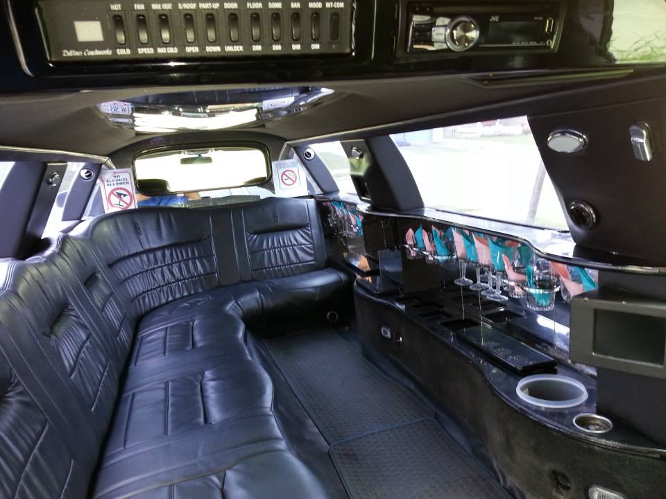 AMK Limousine Services | 197 Rollingwood Dr, Brampton, ON L6Y 5J6, Canada | Phone: (416) 505-5055