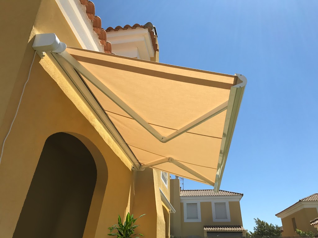 ZonePatio by Multiple Awnings | 1505A Rue de lIndustrie, Beloeil, QC J3G 0S5, Canada | Phone: (800) 736-0906