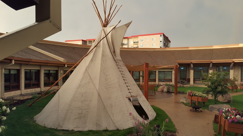 Southeast Personal Care Home | 1265 Lee Blvd, Winnipeg, MB R3T 2M3, Canada | Phone: (204) 269-7111