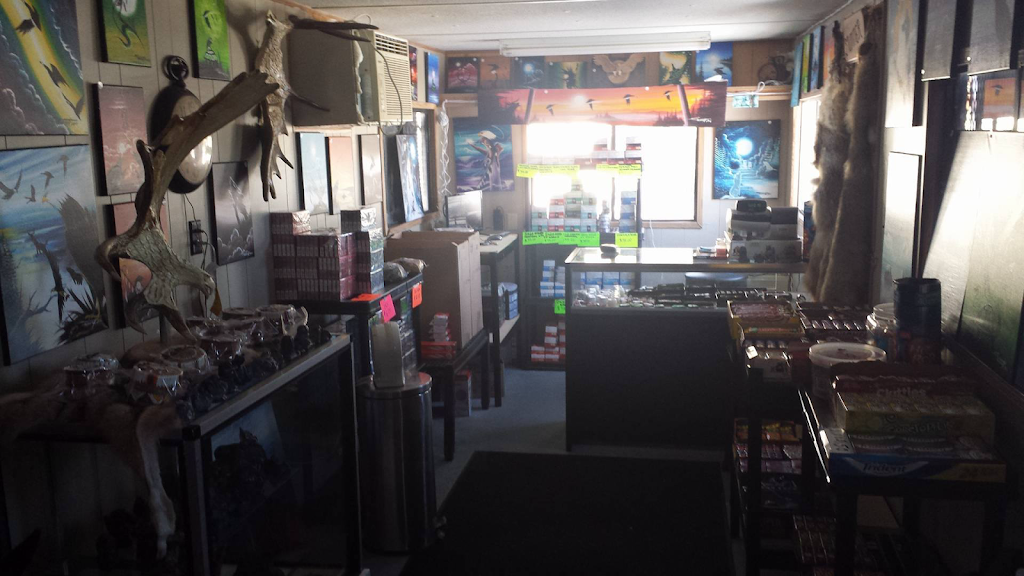 Gunners Variety | 20663 Muncey Rd, Muncey, ON N0L 1Y0, Canada | Phone: (519) 694-5321