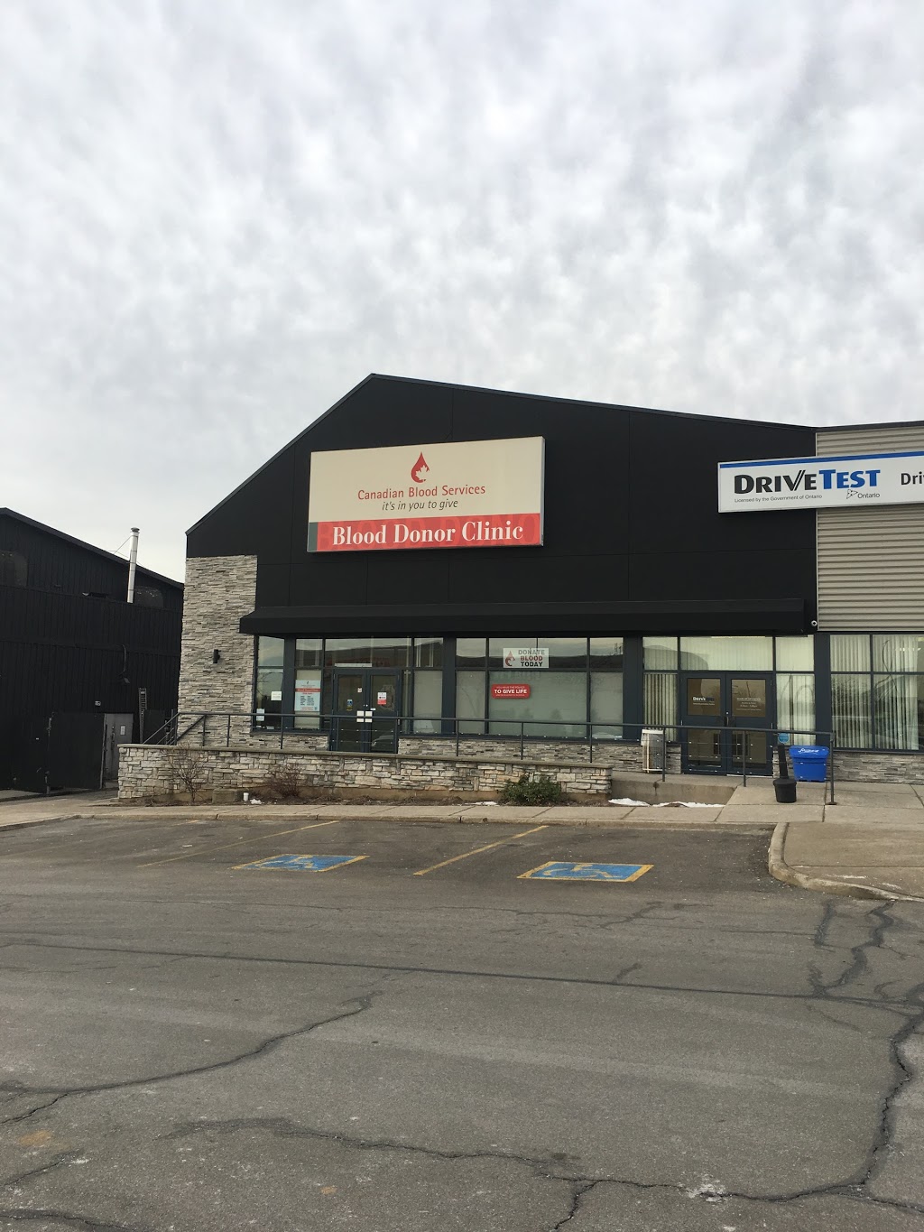 Canadian Blood Services, Burlington | 1250 Brant St, Burlington, ON L7P 1X8, Canada | Phone: (888) 236-6283