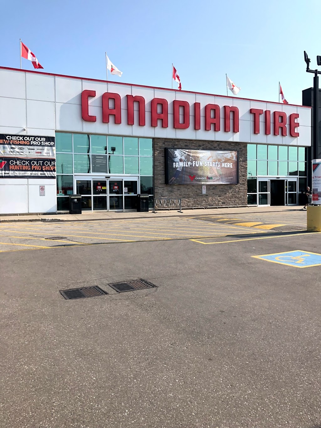 Canadian Tire Georgetown On 315 Guelph St Georgetown On L7g 4b3 Canada