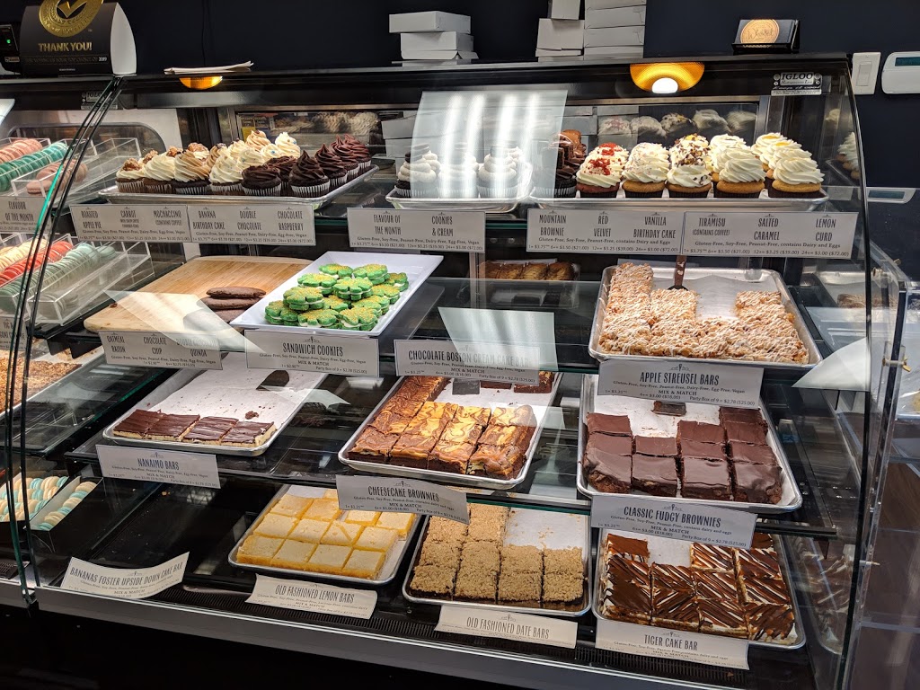 Whisked Gluten-Free Bakery | 1970 Ellesmere Rd Unit 4, Scarborough, ON M1H 2W1, Canada | Phone: (416) 633-6313