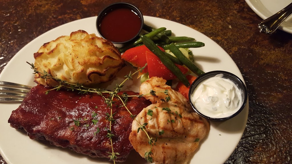 D Jays Restaurant | Westwood Dr, Winnipeg, MB R3K 0Z1, Canada | Phone: (204) 888-3361