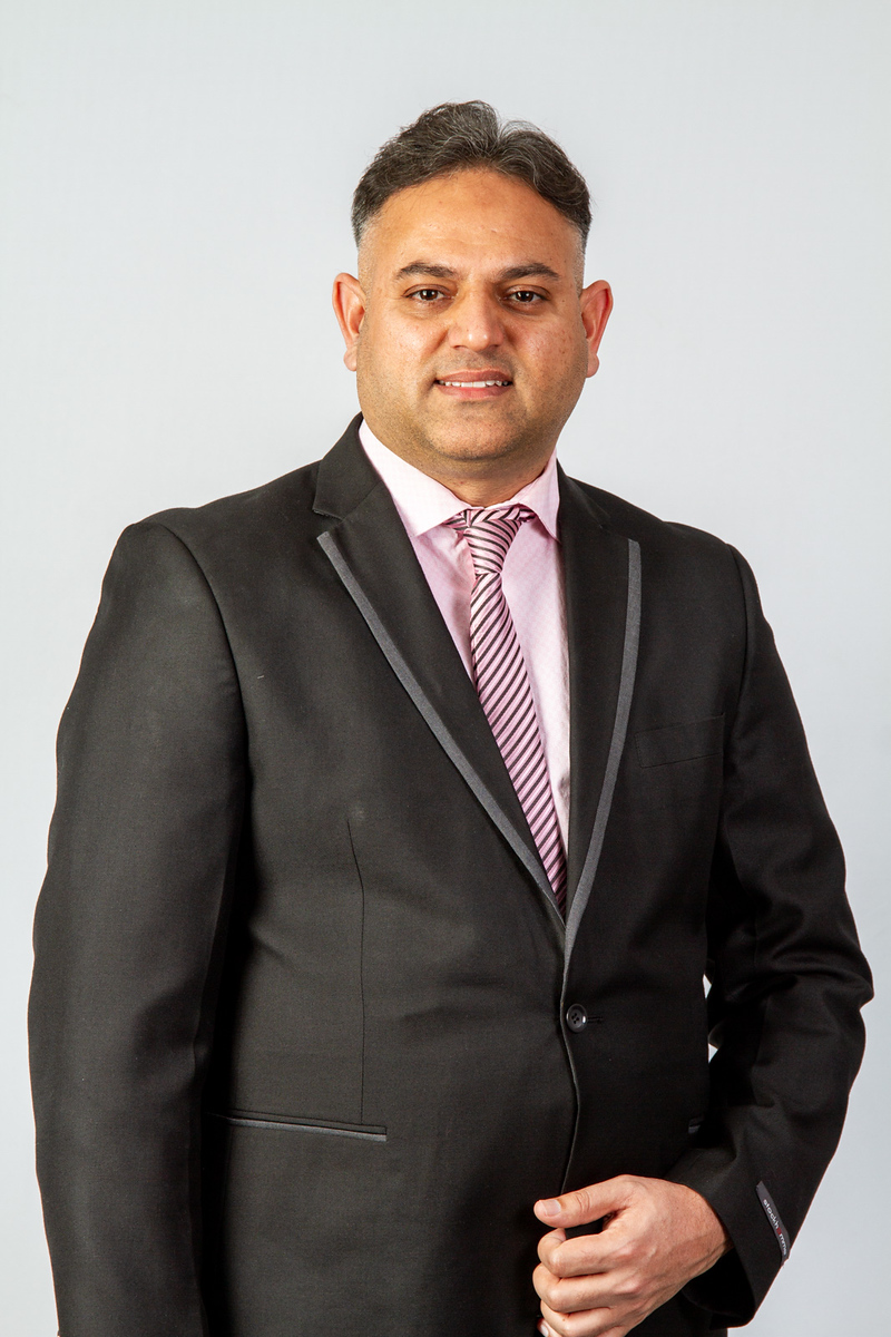 Muhammad Ansar Real Estate | 326 Salisbury Ave, Cambridge, ON N1S 4P5, Canada | Phone: (416) 689-2020