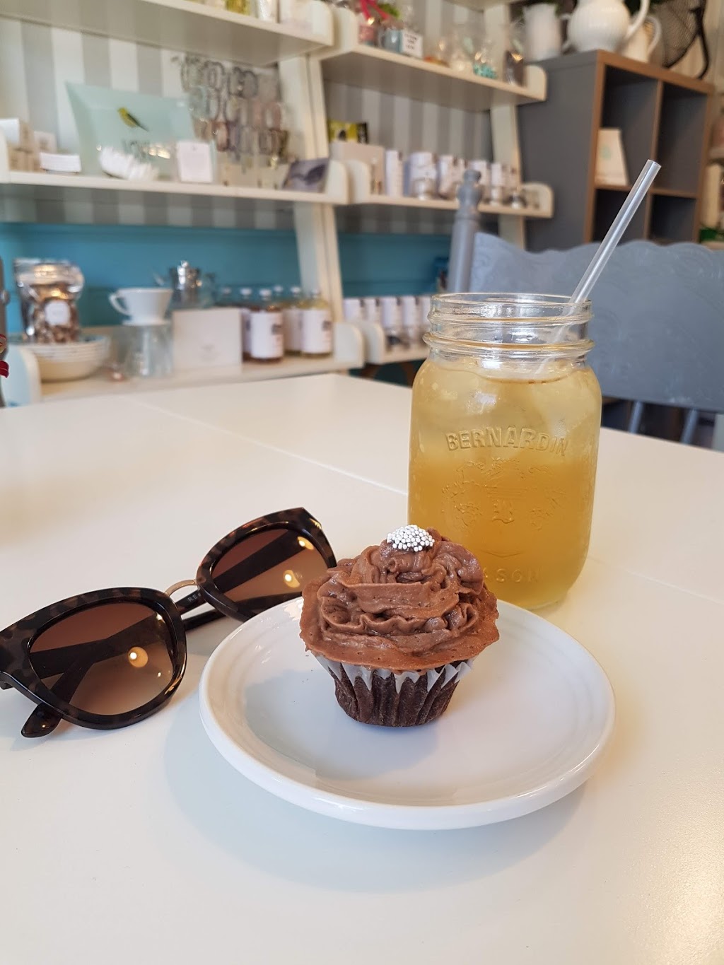 Sweet Somethings | 4321 Dunbar St, Vancouver, BC V6S 2G2, Canada | Phone: (604) 842-0261